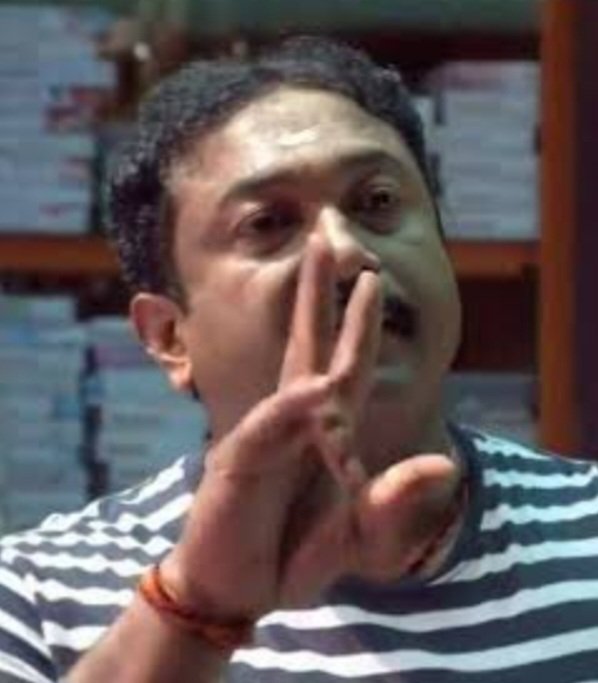 വൈക്കം വരെ പോയിട്ടു വന്നതാ
നല്ല വിശപ്പ് 
"രണ്ട് കിലോ കപ്പ.."..🤣🤣