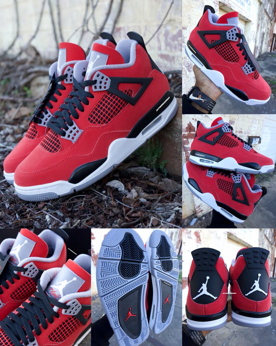 zSneakerHeadz tweet media