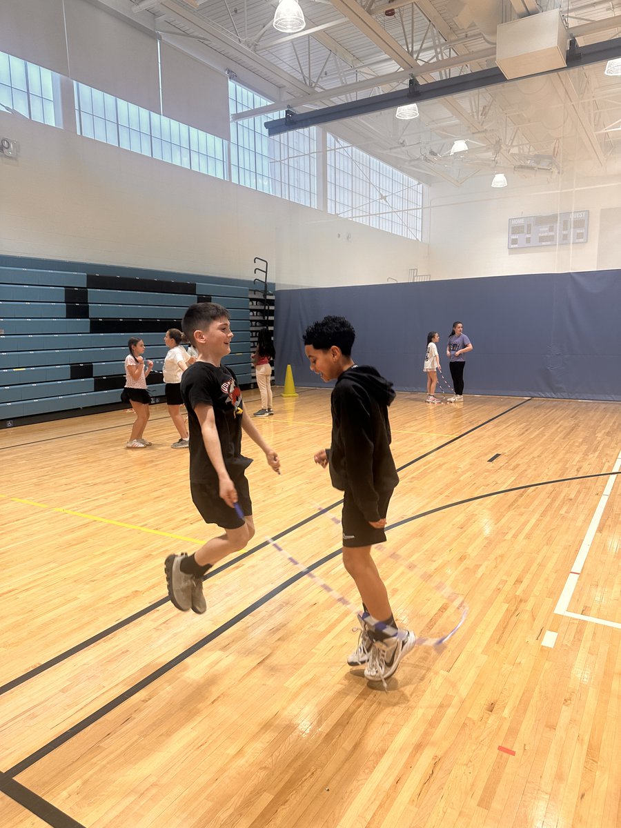 Sara Coon tweet media