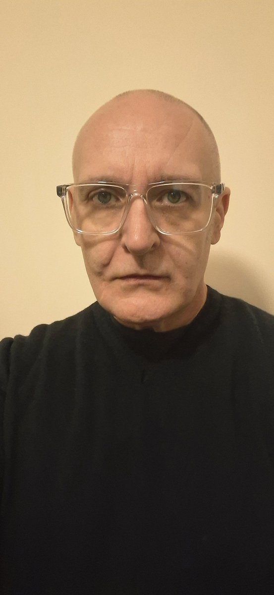 PAW (Peter) tweet media