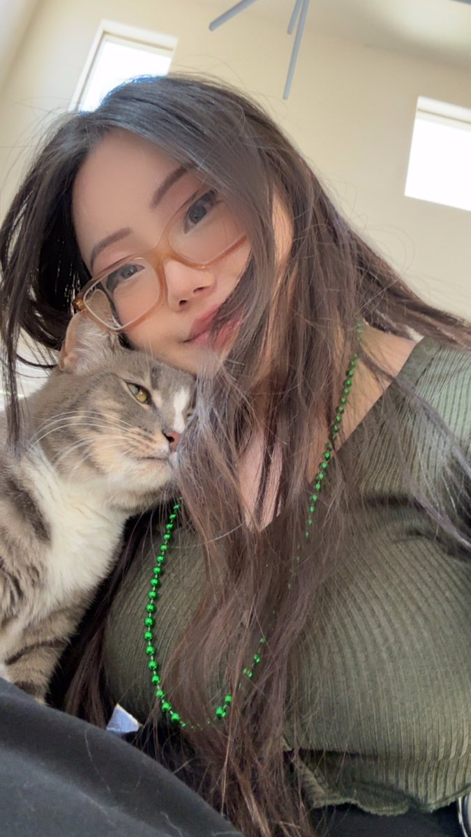 itsmissabs tweet media