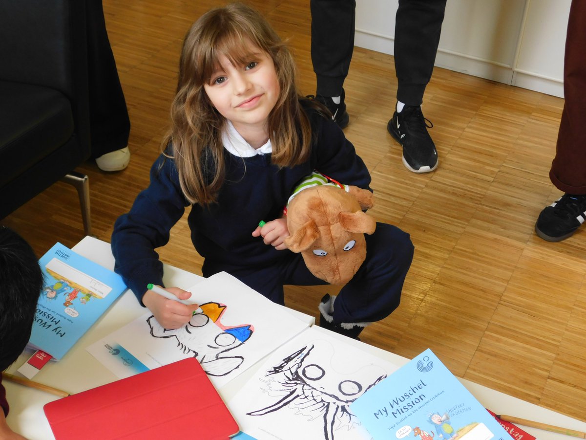 Hillingdon_PS's tweet photo. 10 lucky KS2 pupils had an amazing day at the @GI_London1 today, for the launch of the new Wuschel exhibition. They solved problems and puzzles to win prizes and help alien Wuschel with his mission.#GoetheInstitutUK #German #Gimagine https://t.co/YR2oWdl8kg @ElliotSchools https://t.co/DblvsNwJde