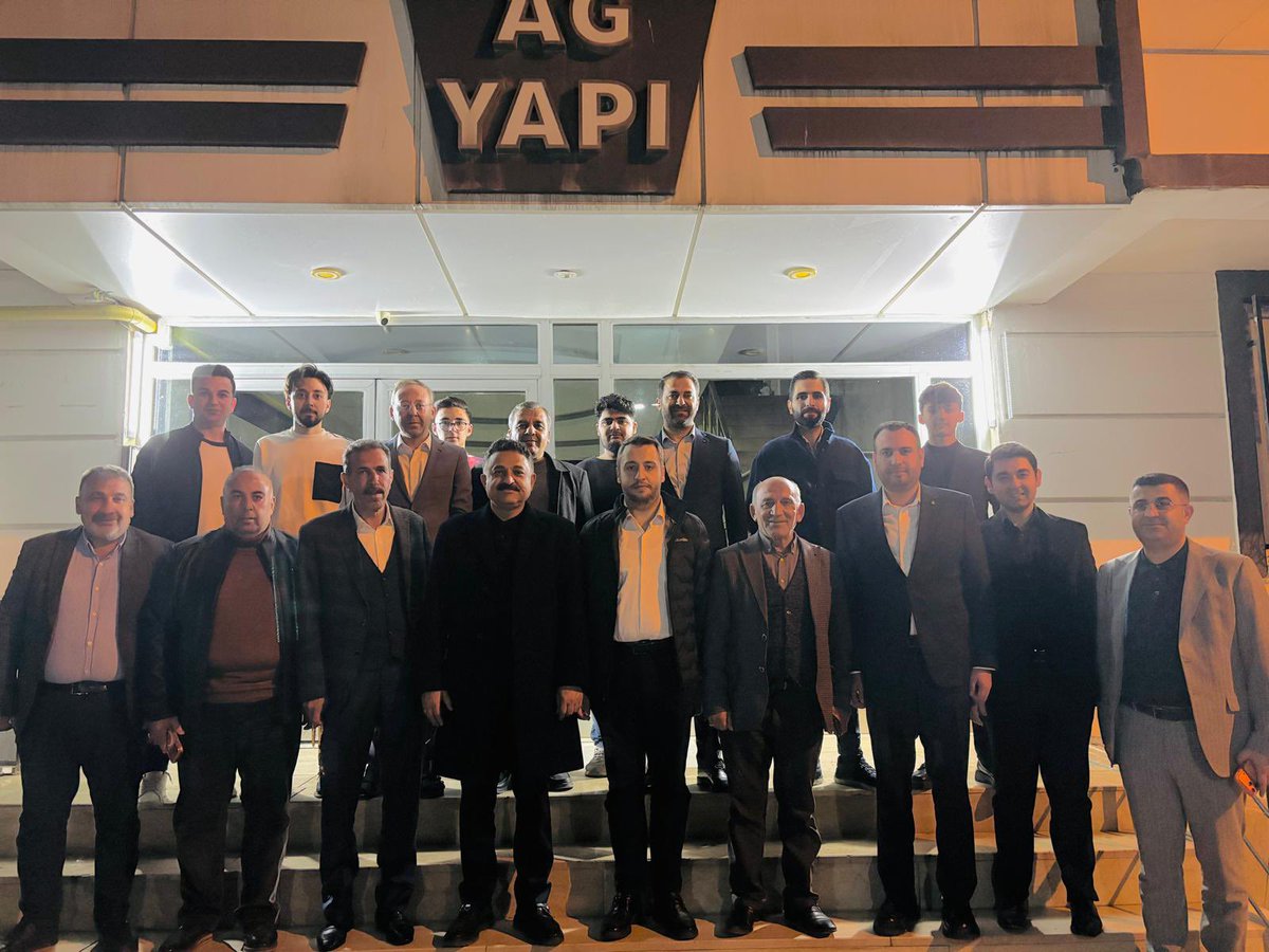📍 KARAKÖPRÜ

Akçakale İlçe Başkanımız Sn. <a href="/isasabuncuu/">İsa Murat SABUNCU</a> ‘ nun daveti üzerine evinde gerçekleştirdiği samimi buluşmaya katıldık.

Milletvekilimiz Sn.<a href="/HikmetBasak_63/">Hikmet Başak</a> , Harran İlçe Başkanımız Sn.<a href="/mahmutgunes_63/">Mahmut Güneş</a> , Büyükşehir Belediye Meclis Üyelerimiz Sn.<a href="/HKelesabdioglu/">Halit Yaşar KELEŞABDİOĞLU</a> ,