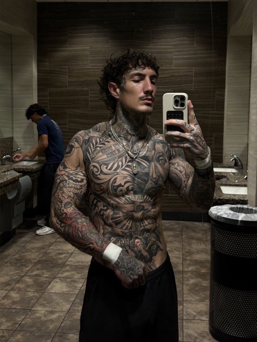 Zé Hades tweet media