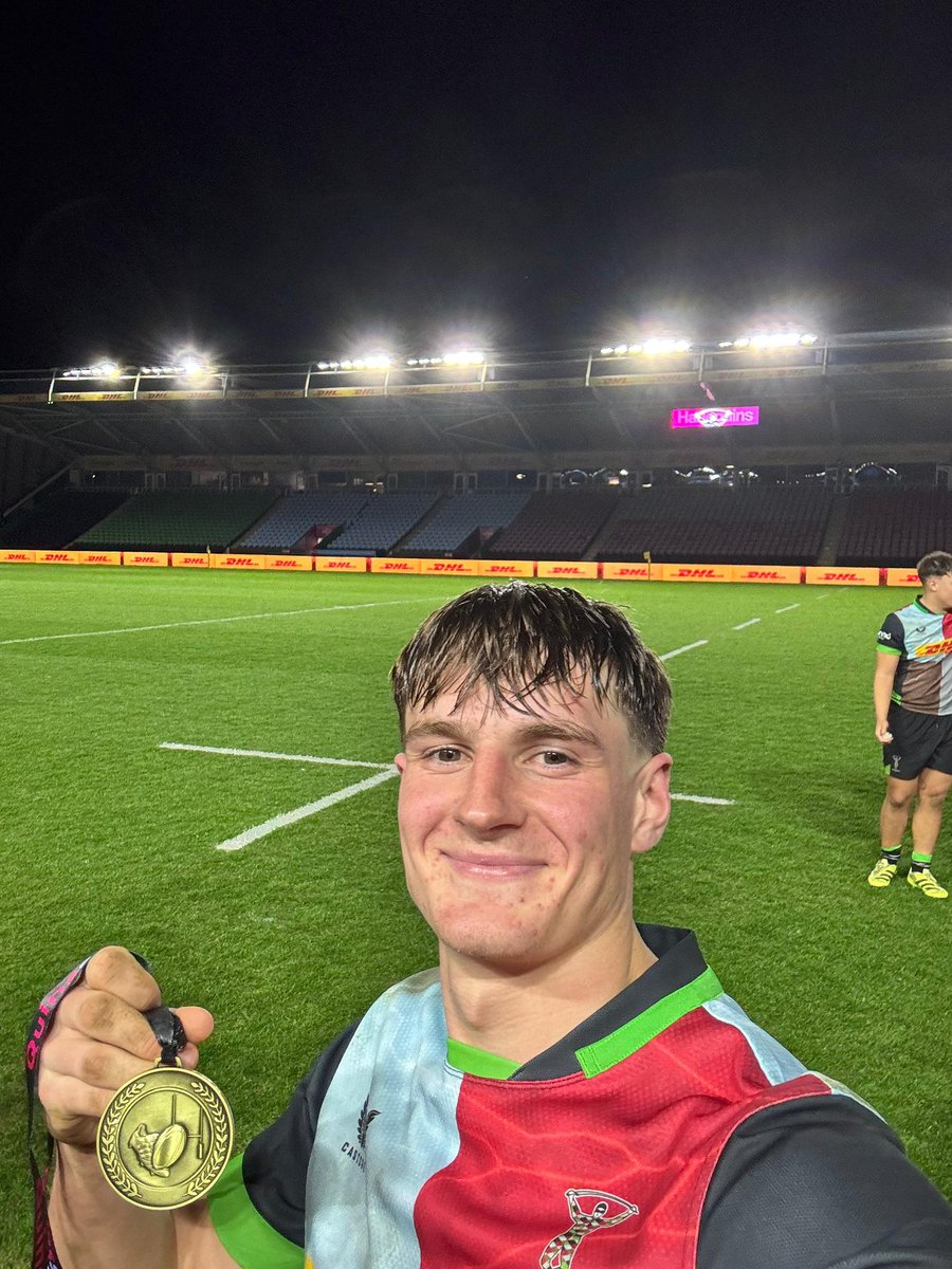 Harlequins's tweet photo. Yesss the boys 😍

👏 Well played! 

#COYQ https://t.co/gf2SRV4swd