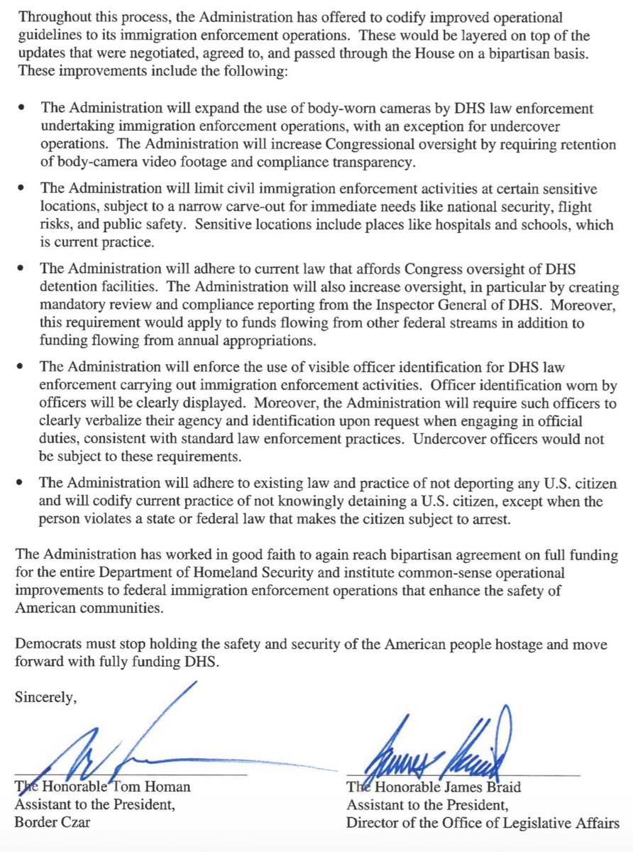 Burgess Everett tweet media