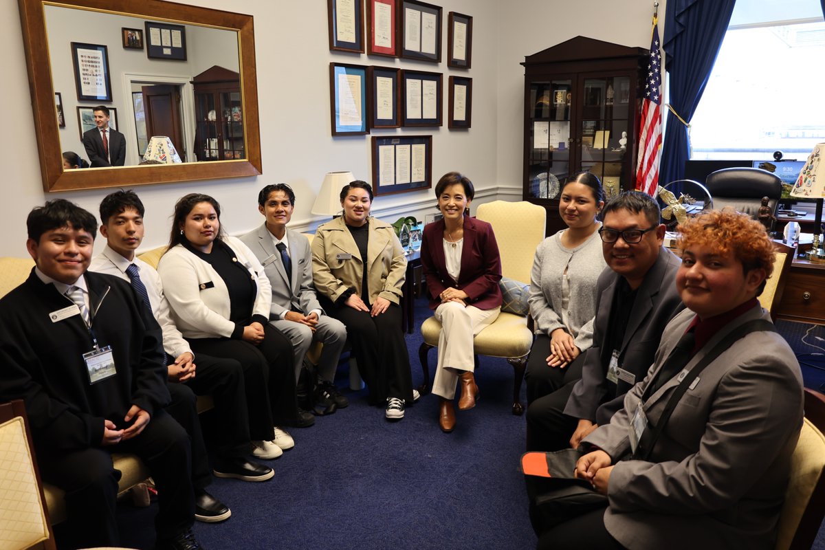 Young Kim tweet media