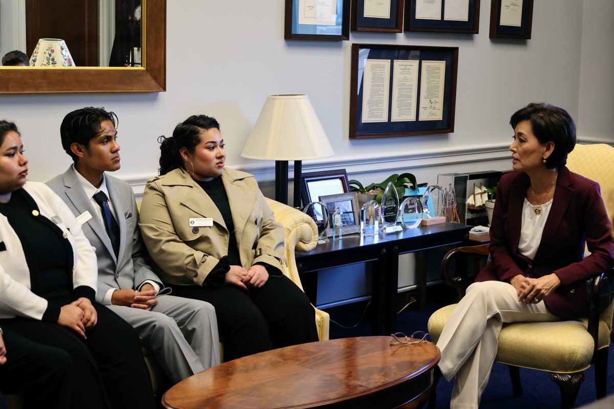 Young Kim tweet media