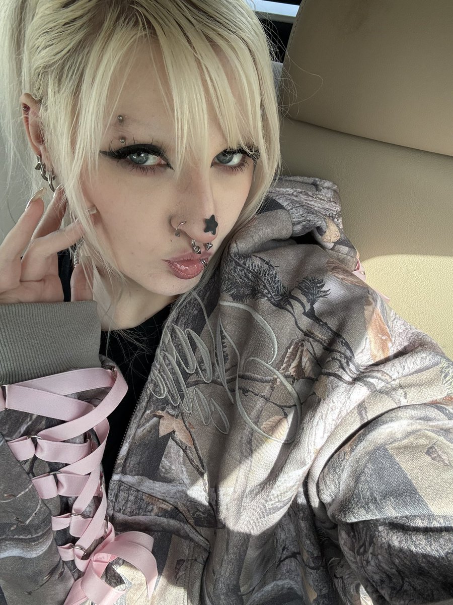 gutter16 tweet media