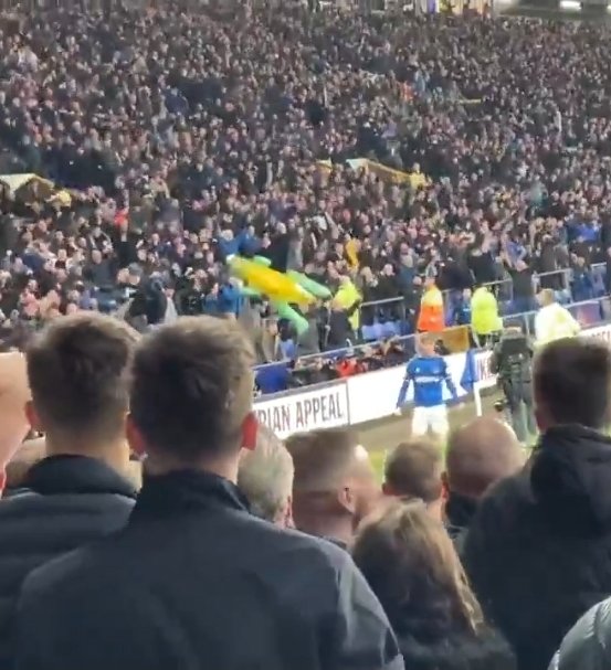 Social Experiment & Flake FC tweet media