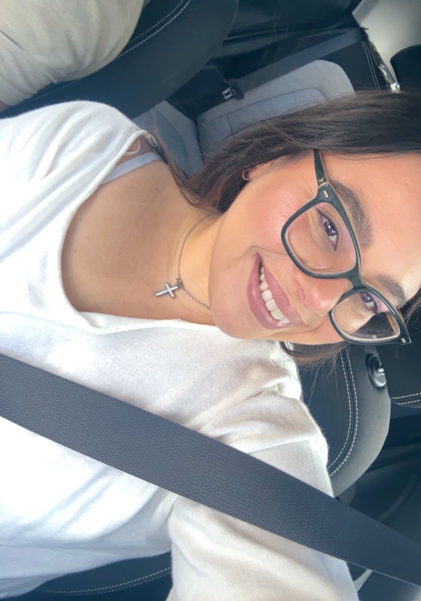 Queenyeli tweet media