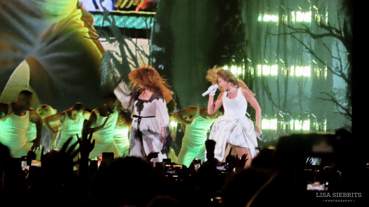 Lisa ❤️🔥 tweet media