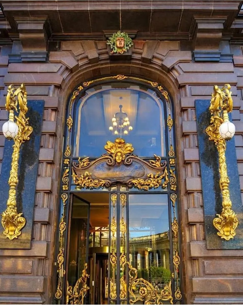 blogmesquita's tweet image. #Design #Arquitetura #Portas
Casa Singer (também conhecida como Casa do Livro)
São Petersburgo. 1902
Arquiteto: Pavel Suzor
Clique sobre a imagem para ampliá-la.
@josemesquita