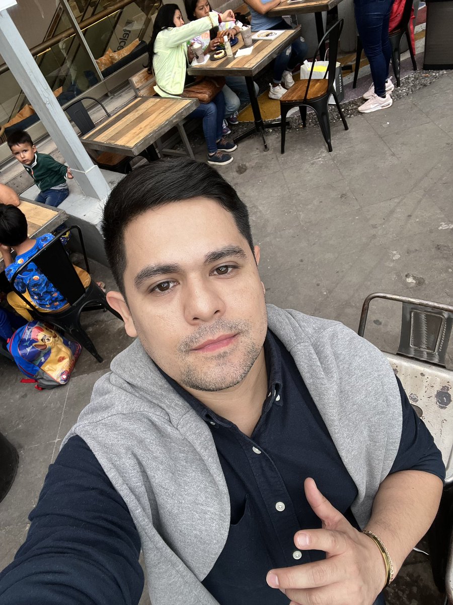 Alberto Fierros tweet media