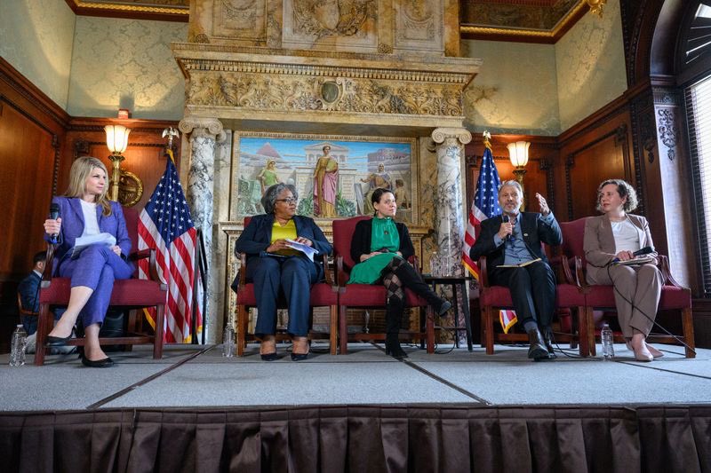 Congressional Dads Caucus tweet media