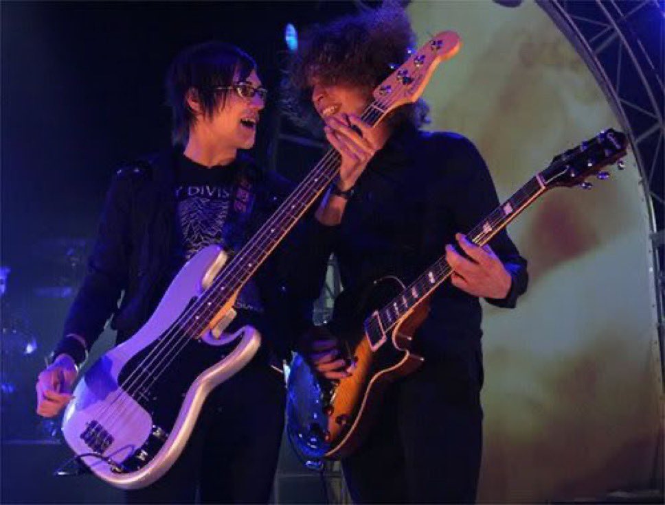 Ray Toro’s Teeth! tweet media