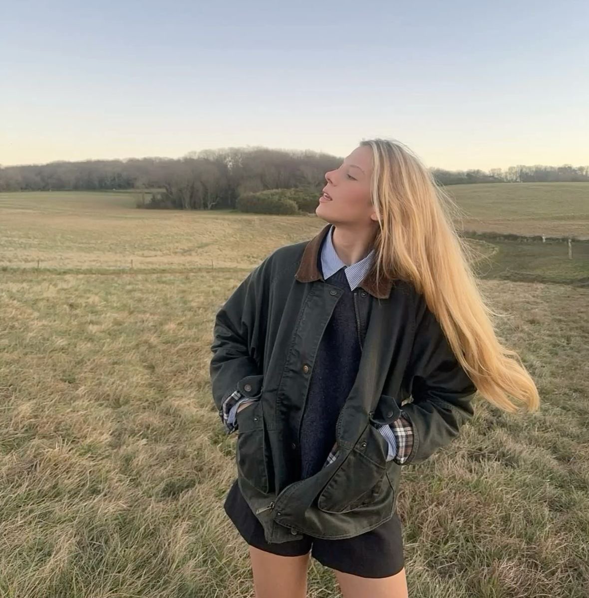 Samantha tweet media