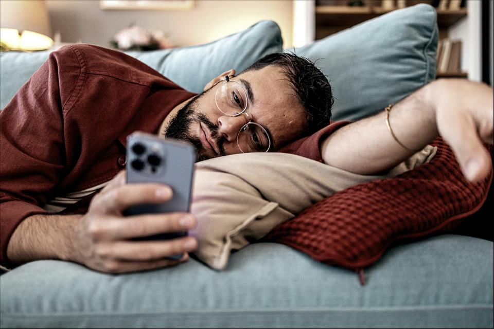 MENAFN's tweet image. Can't Stop Endlessly Scrolling? Tips To Help You Take Back Control #Can't #Stop #Endlessly #Scrolling? #Tips #Help #Take #Back #Control #Facebook #Twitter #Meta #Instagram #TikTok dlvr.it/TRYH60