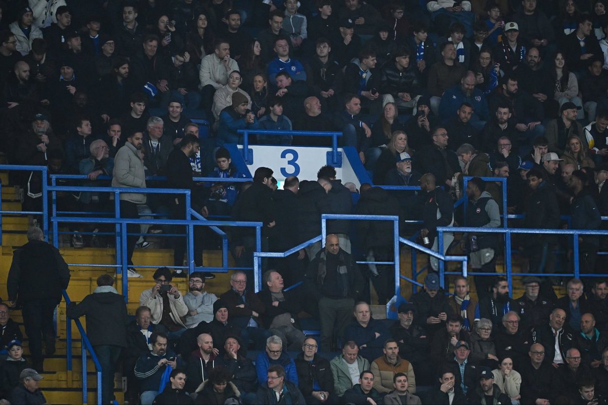 𝗠𝗦𝗛𝗔𝗥𝗶 . tweet media