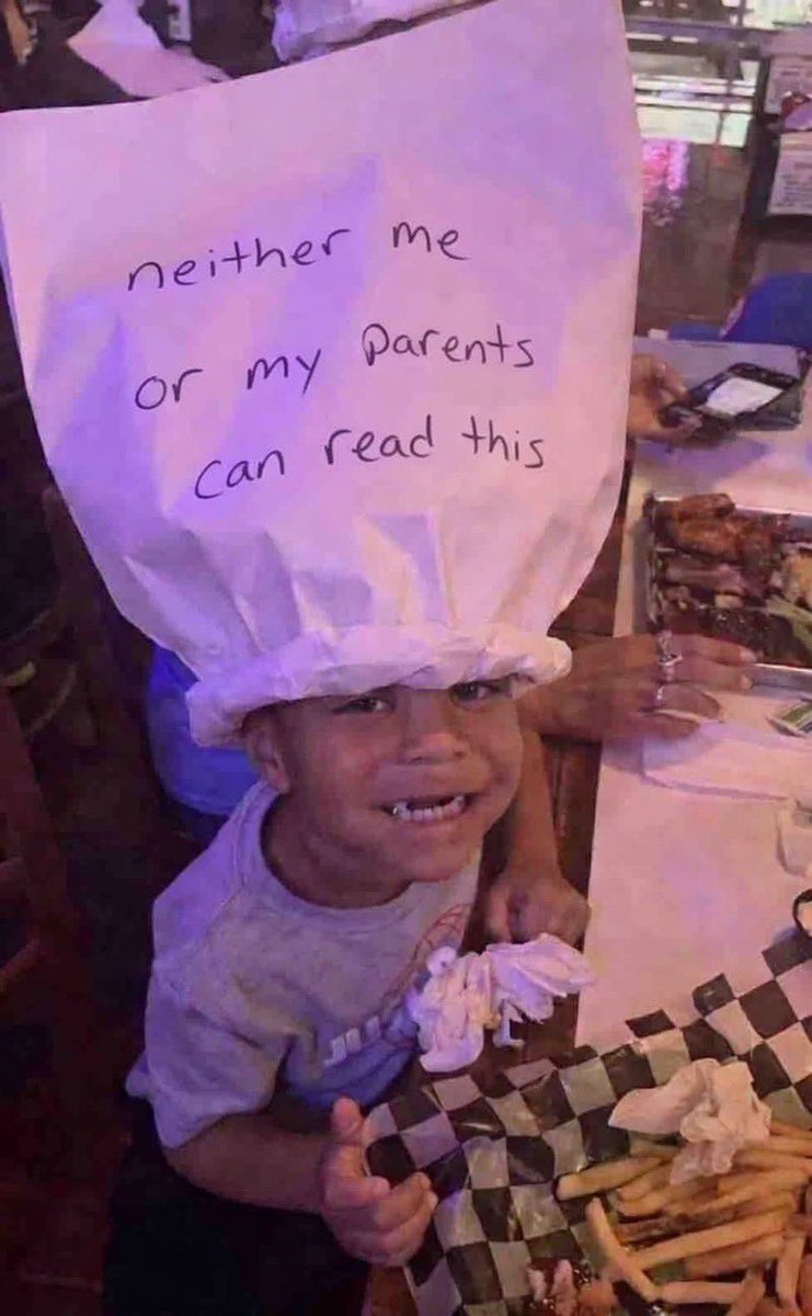 HowlingGrimace tweet media