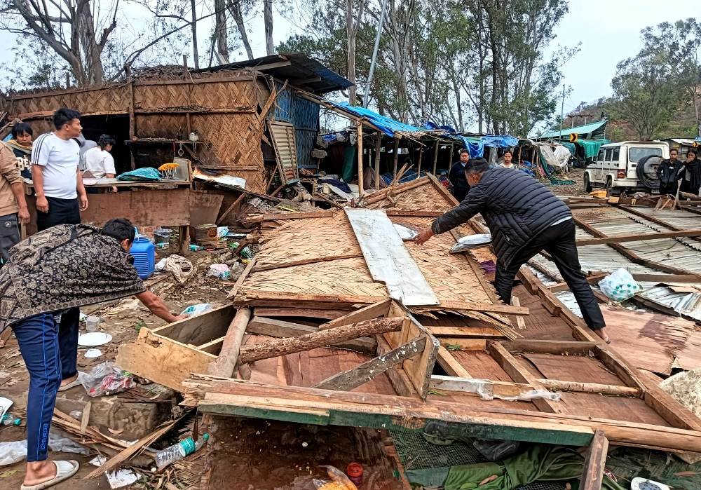 Windstorm damages houses across Nagaland #Kohima #airstrike #BeckyXPowerOfYou #NATO #Manipur
nagalandpost.com/windstorm-dama…