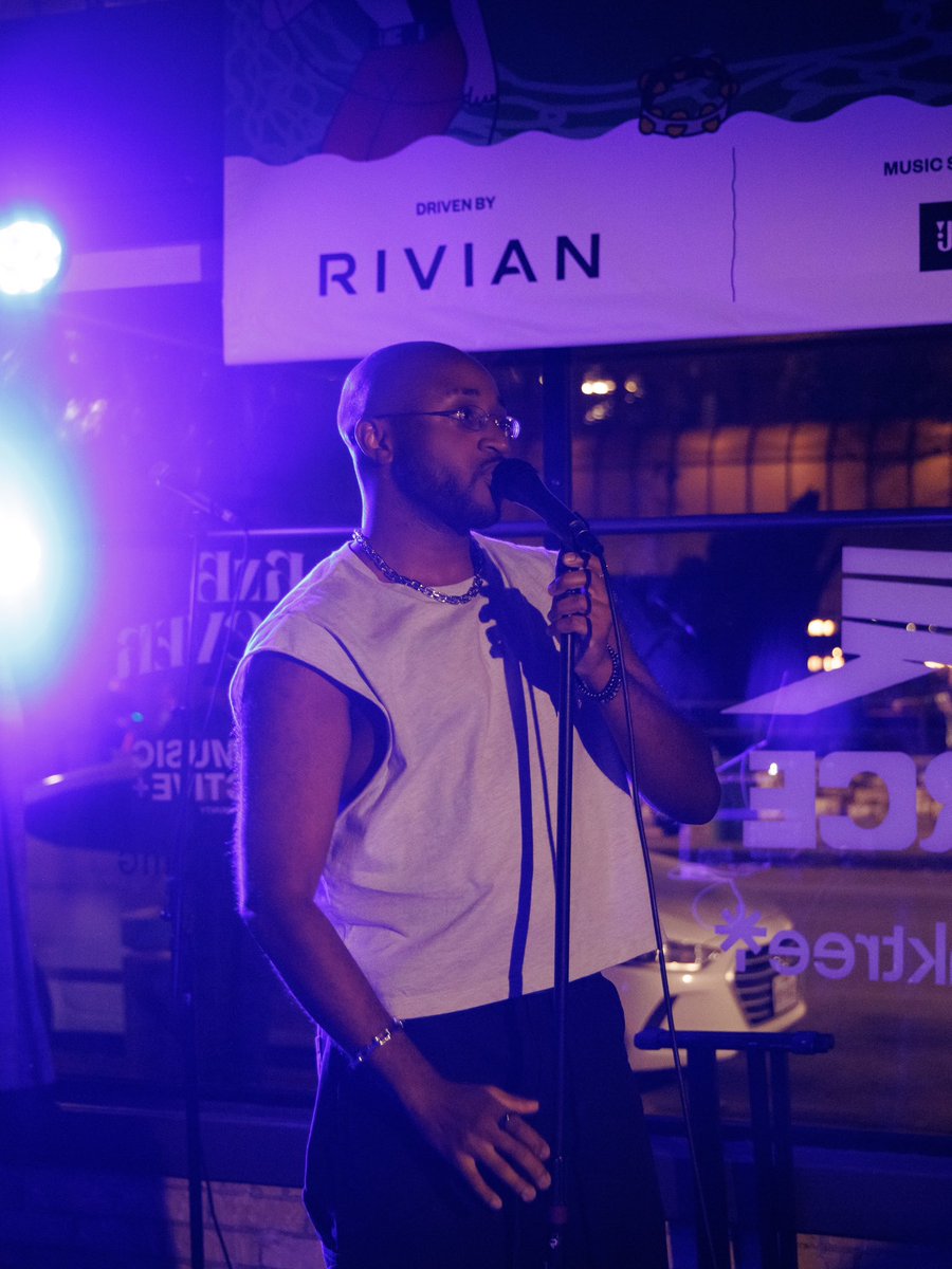 JeRonelle tweet media