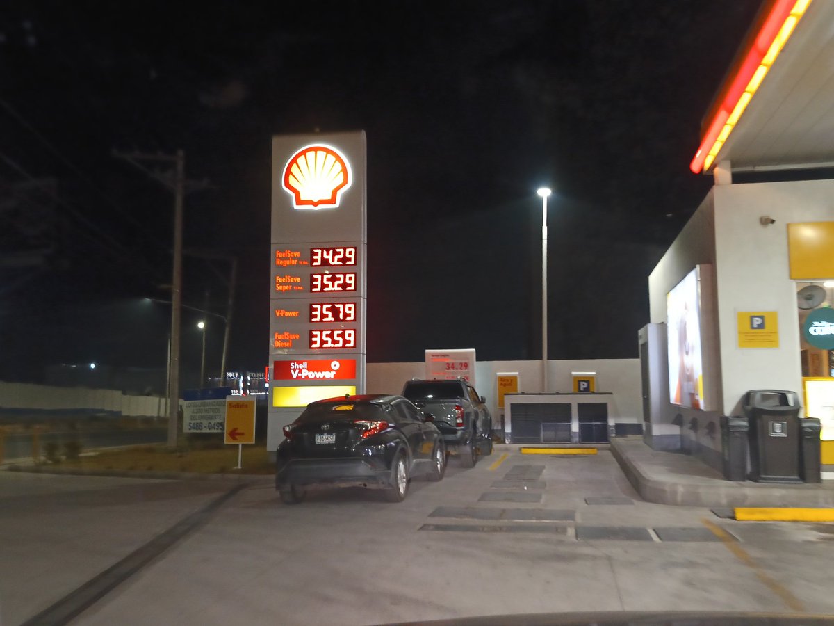 Angel_HPz's tweet photo. @BArevalodeLeon En Quetzaltenango su plan Centinela se lo pasan por los huevos, y ahora subió Q2 https://t.co/fGanpmuhpP