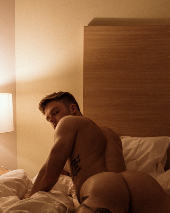 bottom_pov