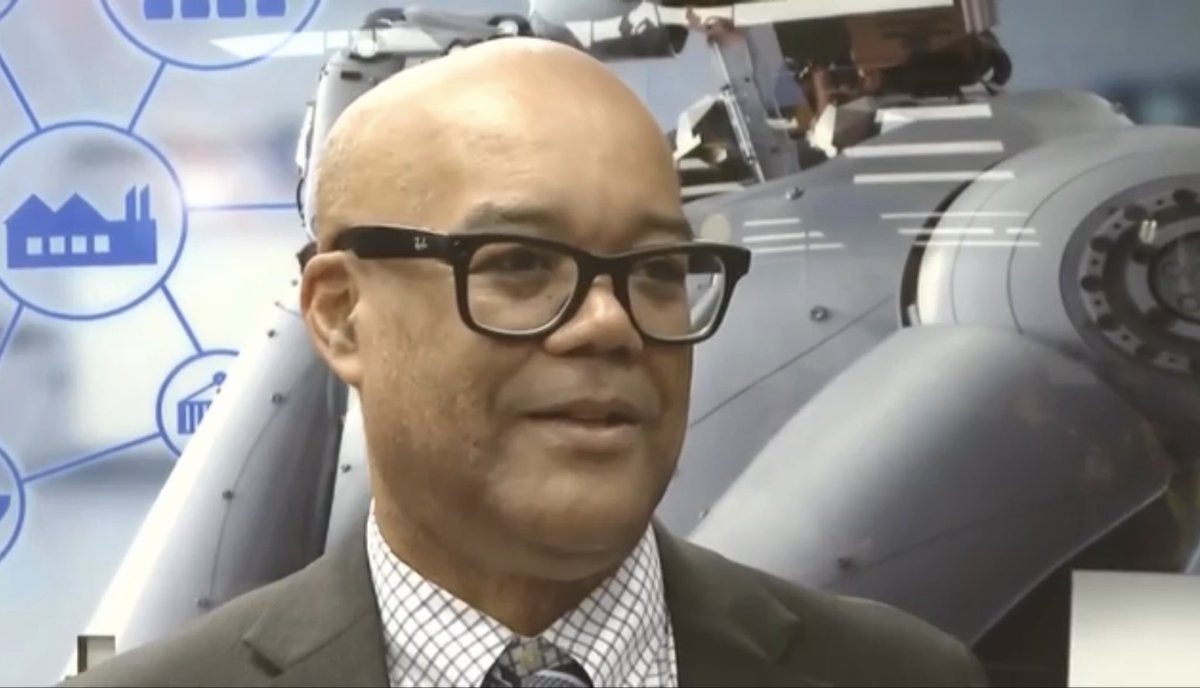 Miami Dade College tweet media