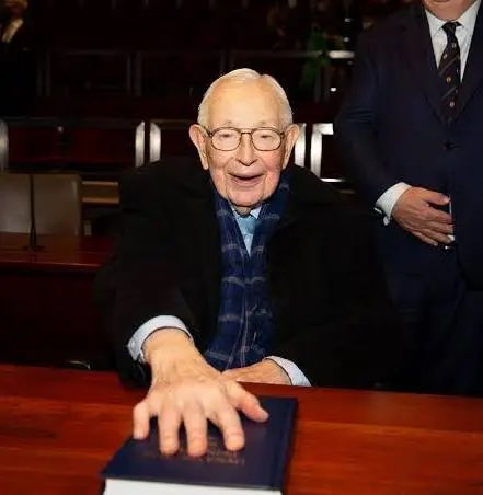 Troy Bramston tweet media