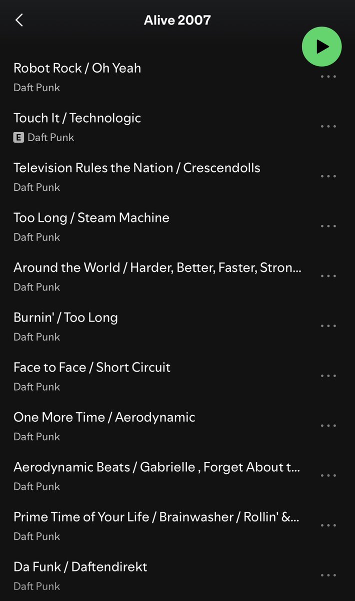 Boo Barrmore tweet media