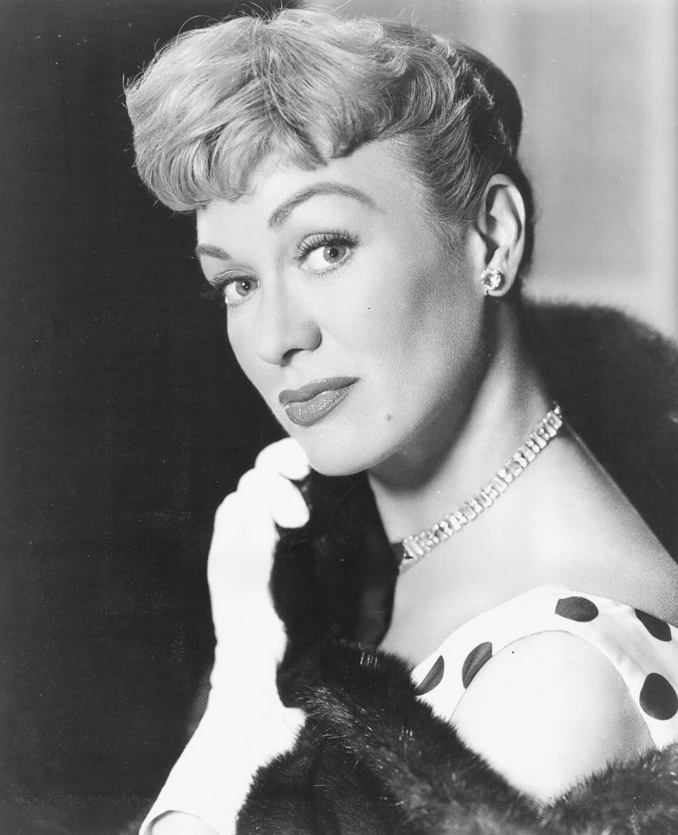 Molly McNair tweet media