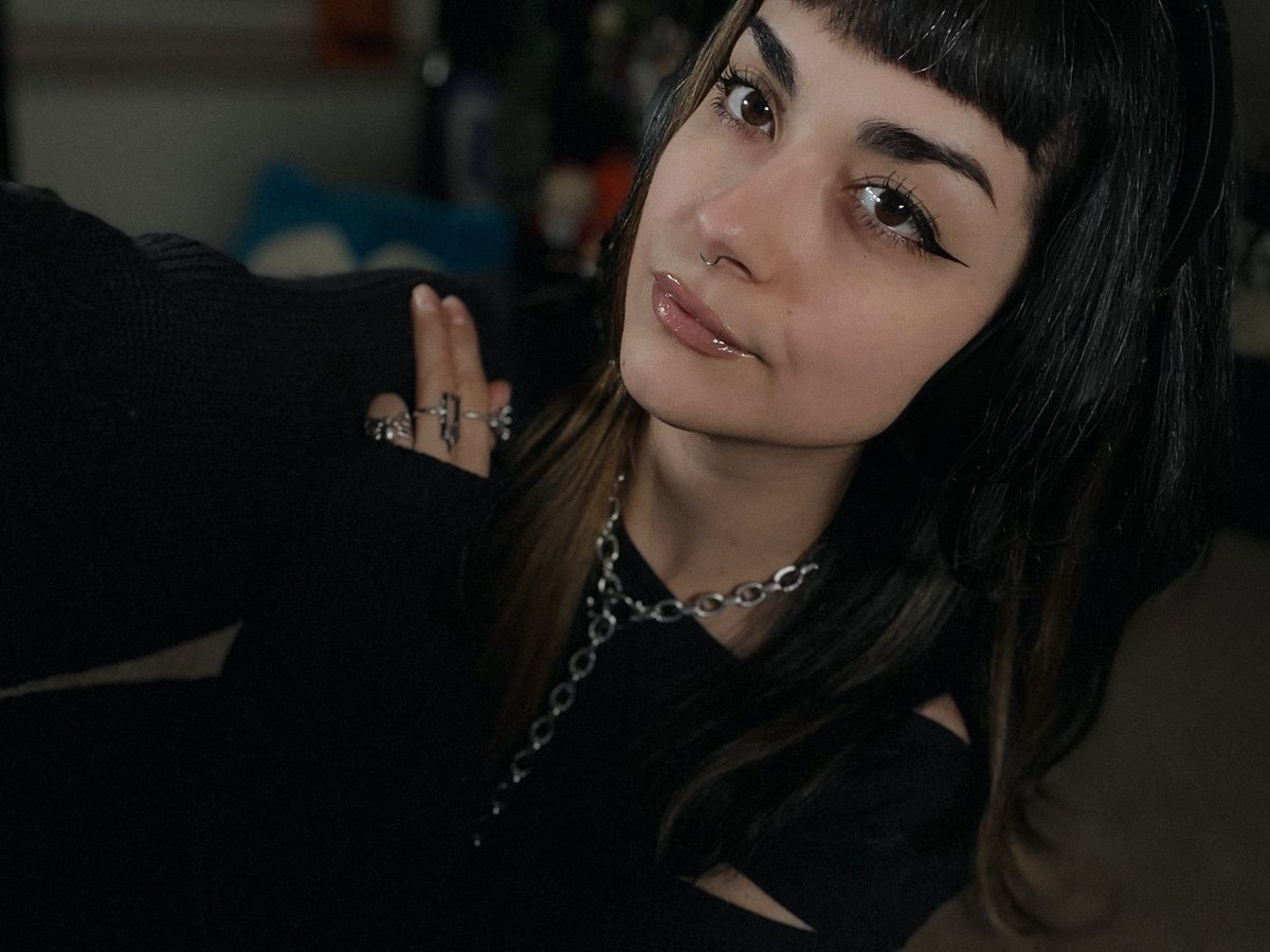 banshee 🦇 tweet media