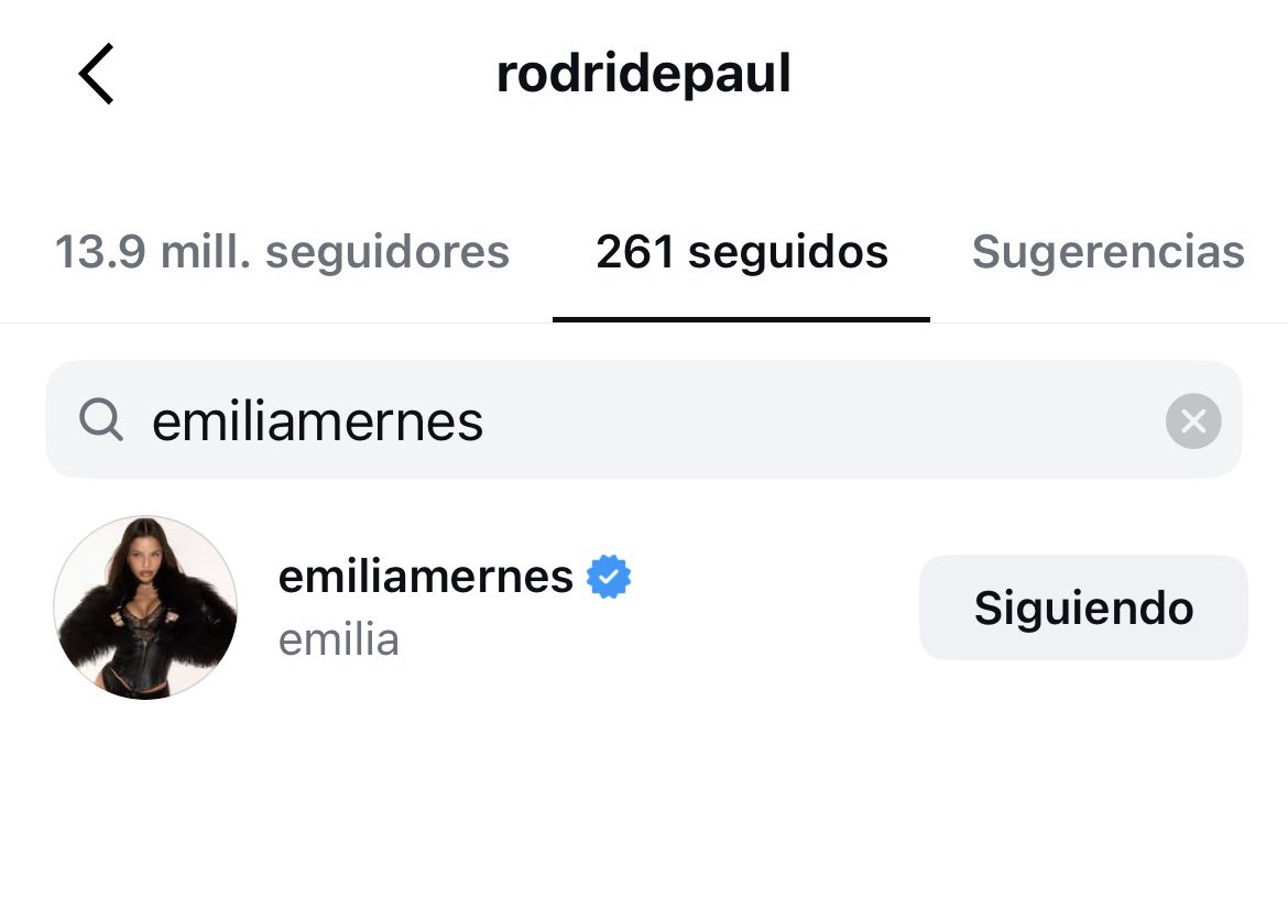 olgaferr0n's tweet photo. Cuánto falta para que Rodri de Paul le dé unfollow a Emilia? Él era amigo de Duki desde antes de ponerse en pareja con Tini… https://t.co/nAuf5vVlAG