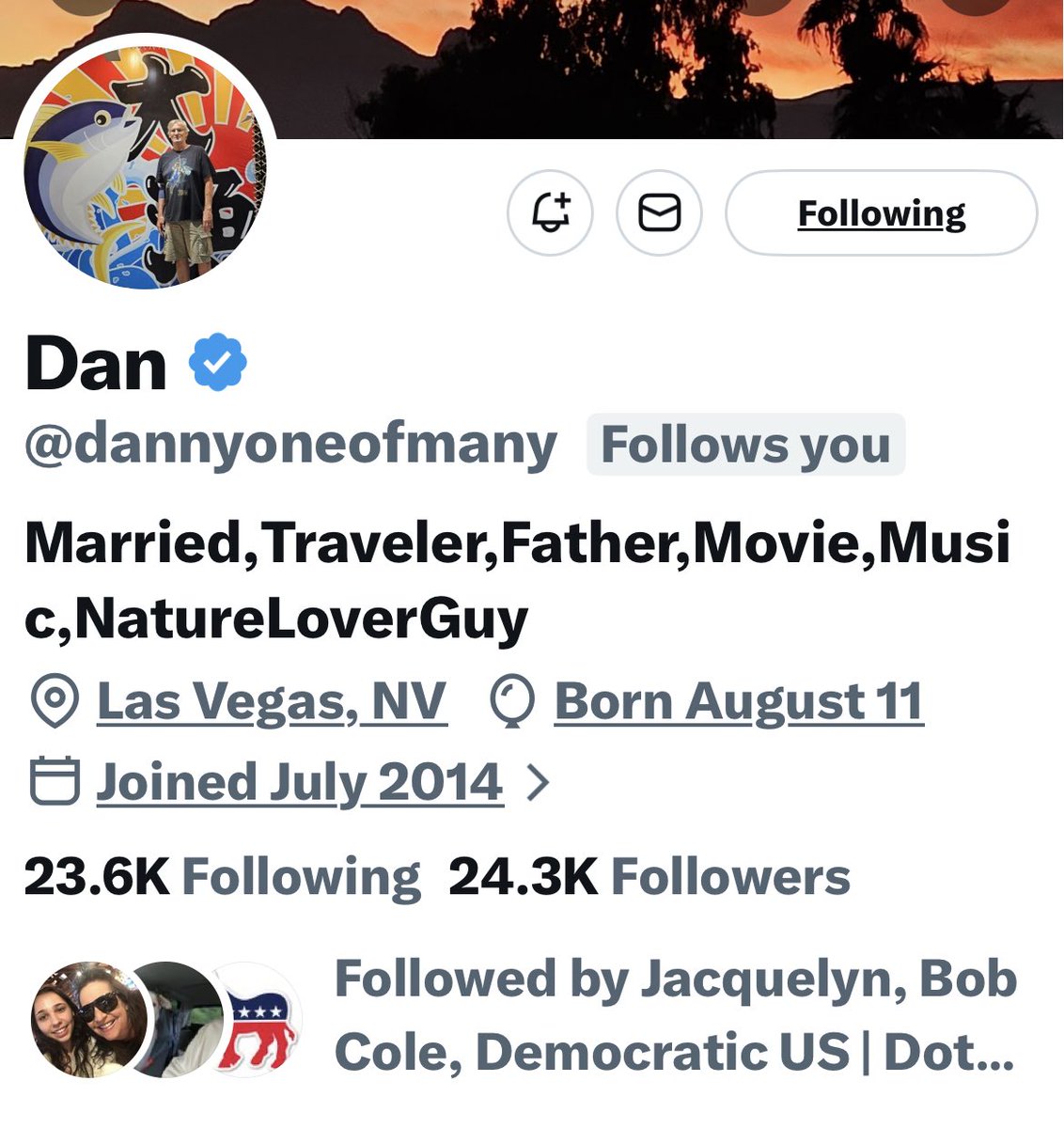 Turquoise Cat tweet media