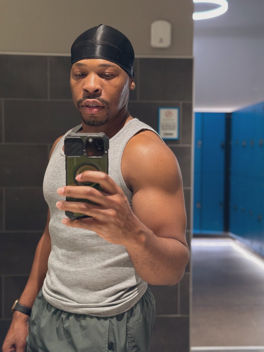 The Standard ♐️ tweet media