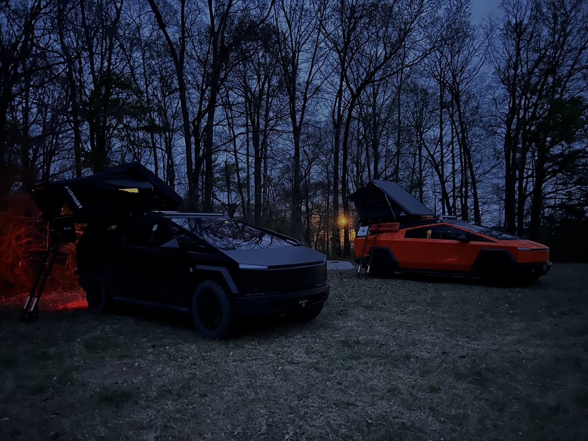 TesLatino tweet media