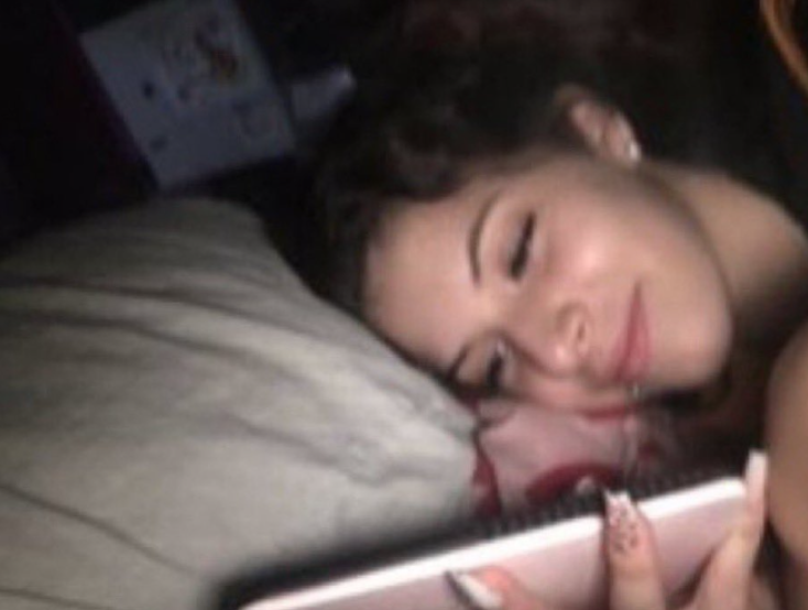 valen 🐝 tweet media