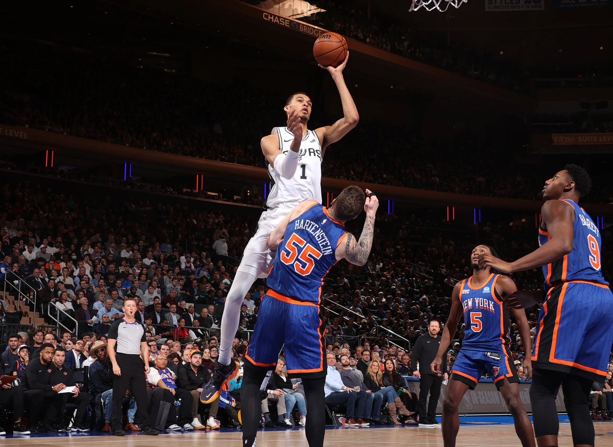 Gallery Props 🃏🚀 tweet media