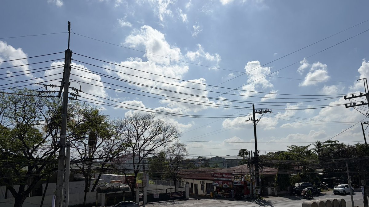 chickin_twt's tweet photo. 9:05 am
Tirik na yung araw medyo mainit na din. Malamig pa din naman yung hangin.
#BulacanWeatherUpdate
#NEW_BULACAN
#SEVENTEEN_NEW_IN_BULACAN https://t.co/t0sNt8hhRG