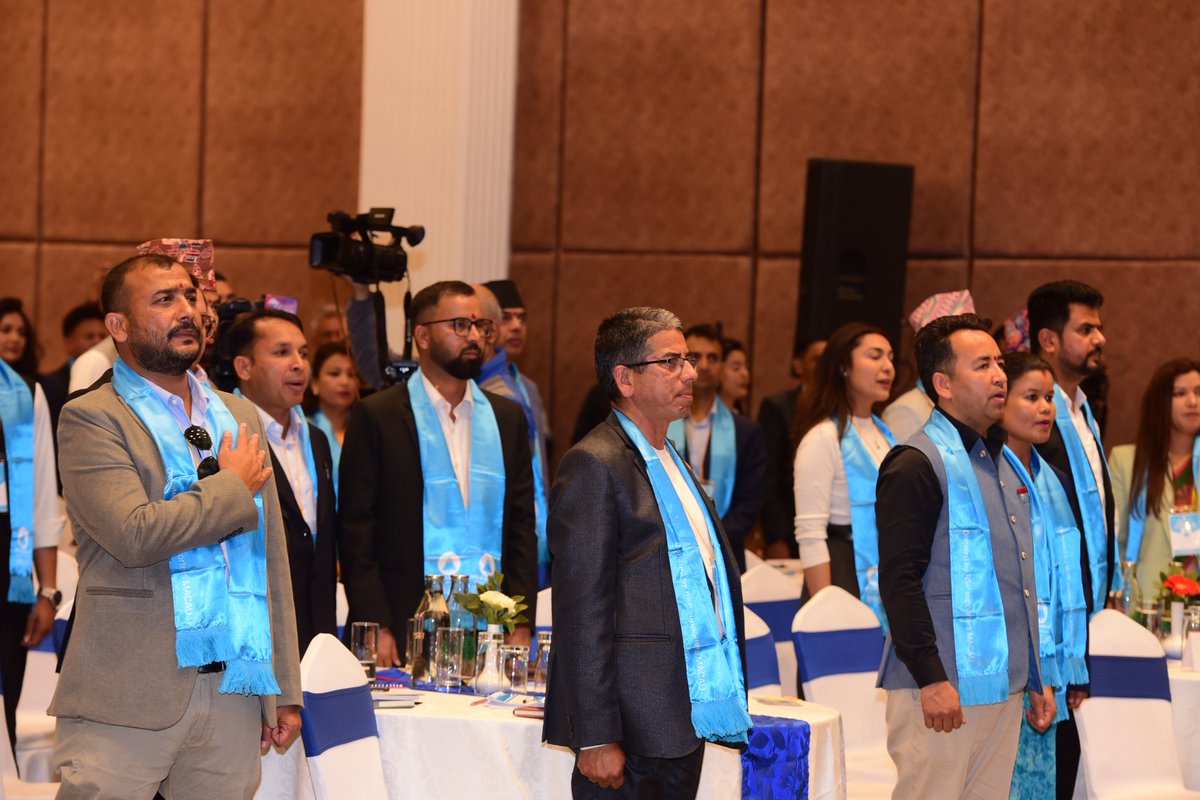 subedi_kamal's tweet image. परिवर्तनको जुन इतिहास तपाईंहरूले लेख्नुभयो, त्यसलाई कार्यरूपमा उतार्न हामी कटिबद्ध छौं। तपाईंहरूको मतको मर्यादा र भावनाको कदर गर्दै अघि बढ्नेछु।
📍 राष्ट्रिय स्वतन्त्र पार्टीद्वारा आयोजित नवनिर्वाचित प्रतिनिधि सभा सदस्यहरूको अभिमुखीकरण कार्यक्रम। 🔔🙏 #KamalSubedi #RSP  #Dang3