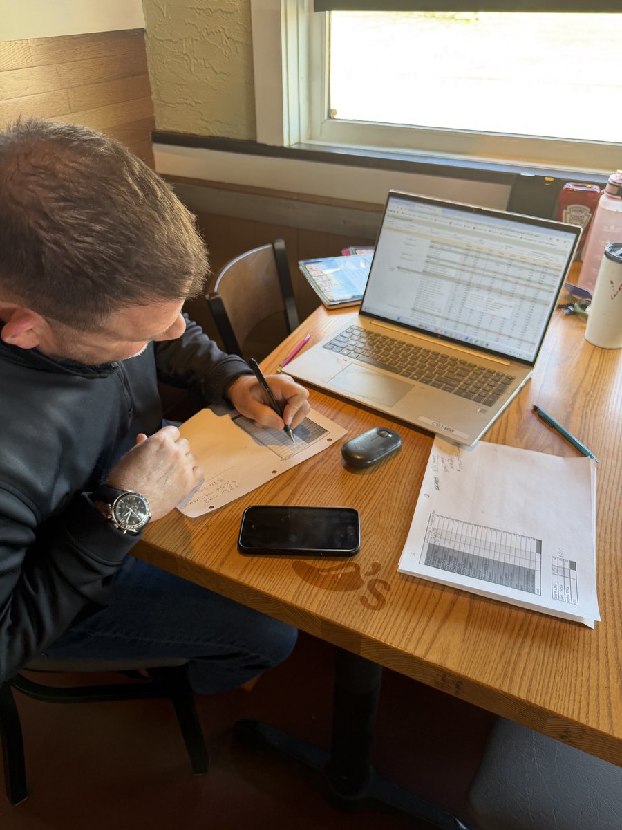 Jenny Walters🌻 tweet media