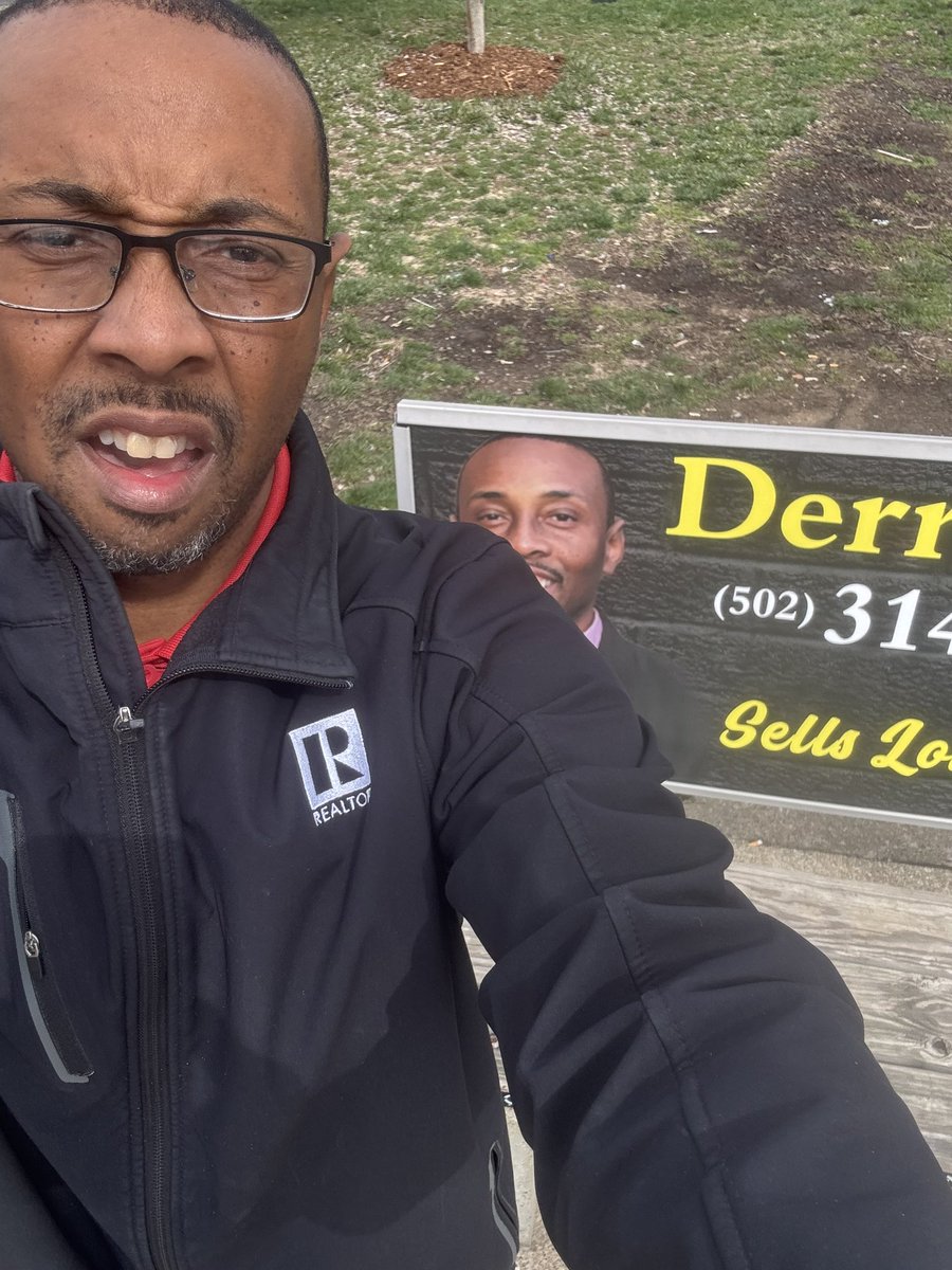 AGENTSTEW's tweet photo. Derrick Sells Louisville 🏠 https://t.co/1l9s06eI9P