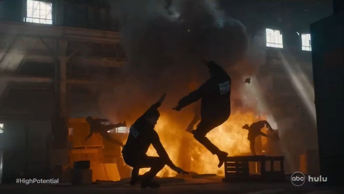 𝑨𝒓𝒂𝒅𝒊𝒂 tweet media