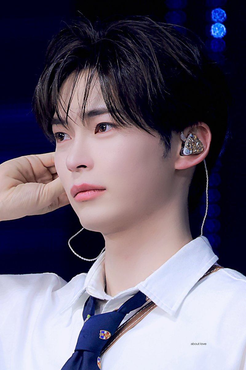 𝗮𝗯𝗼𝘂𝘁 𝗹𝗼𝘃𝗲 tweet media