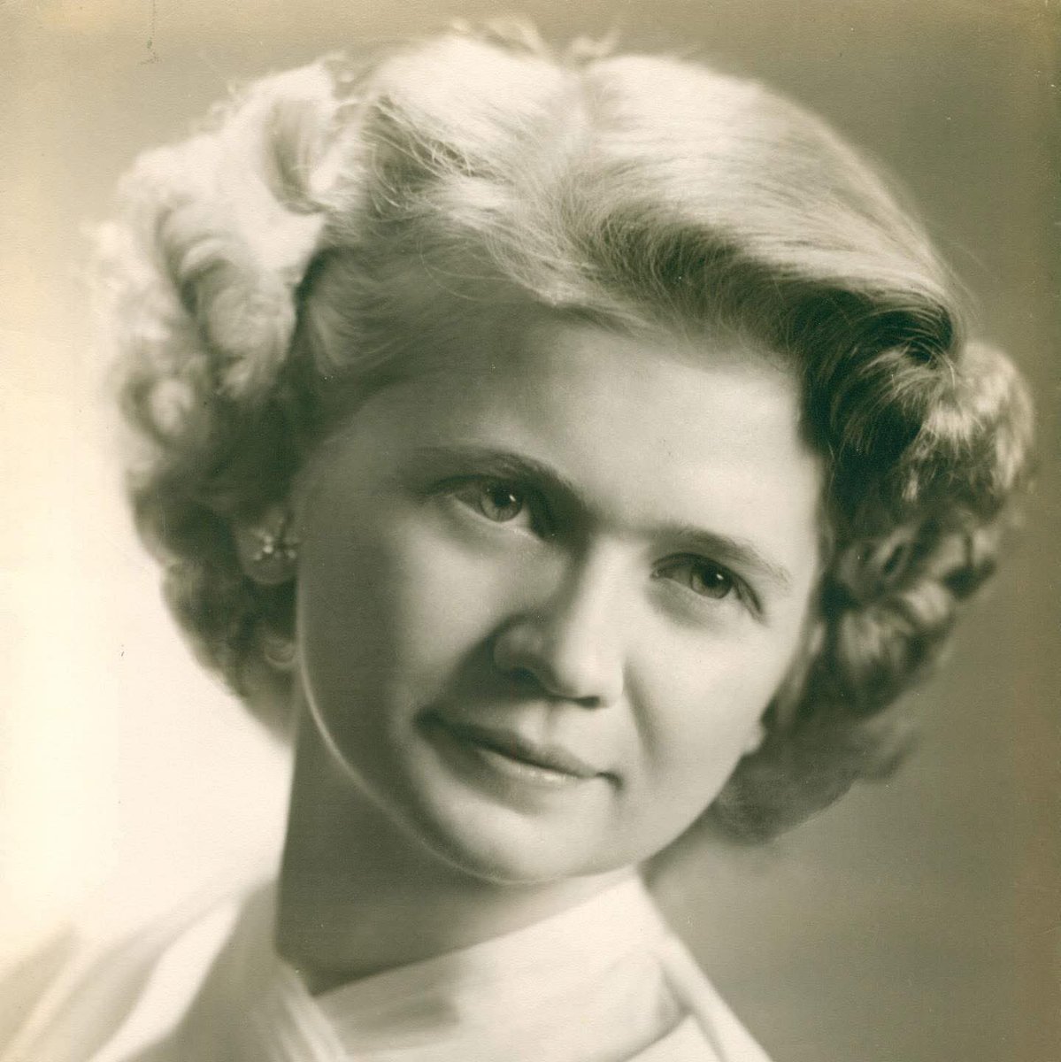 DeAnne Bloomberg tweet media