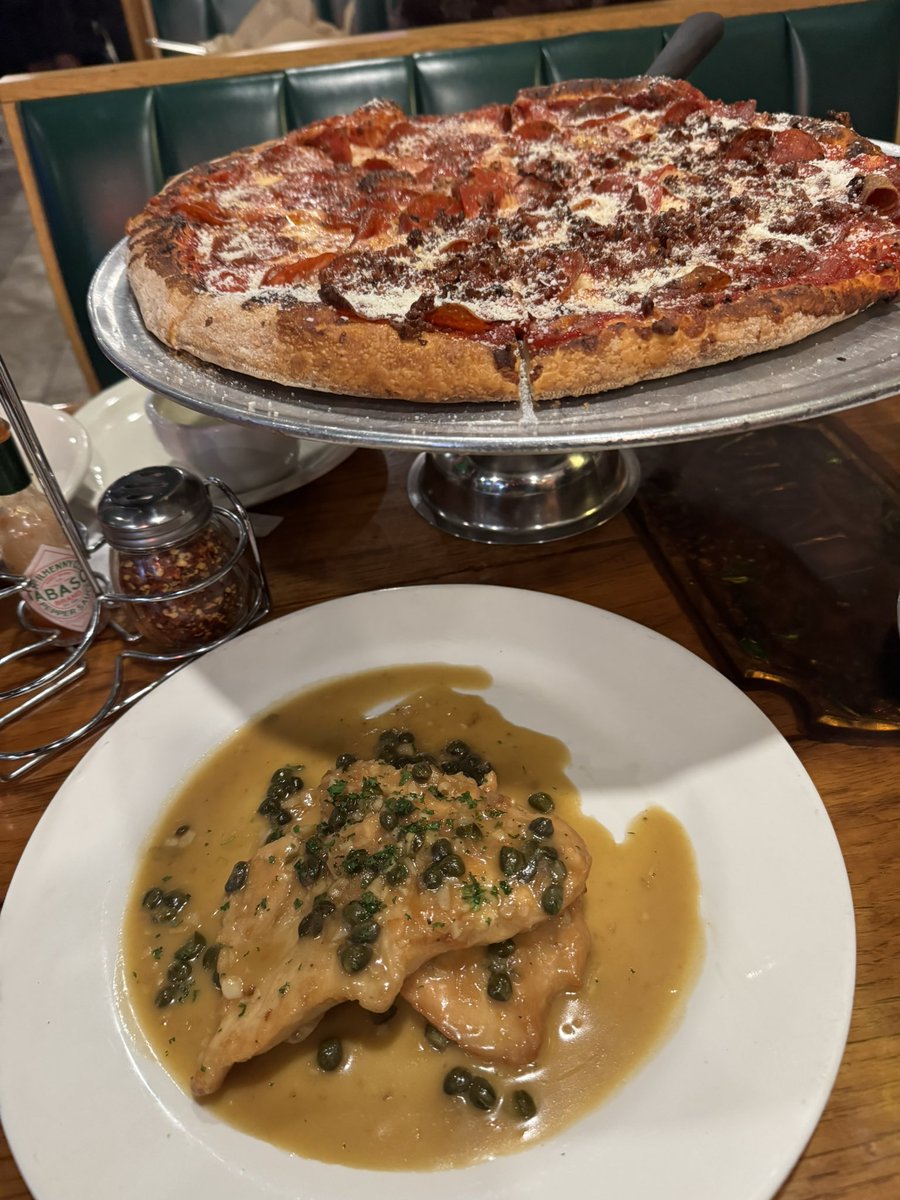 Hailey Lennon tweet media