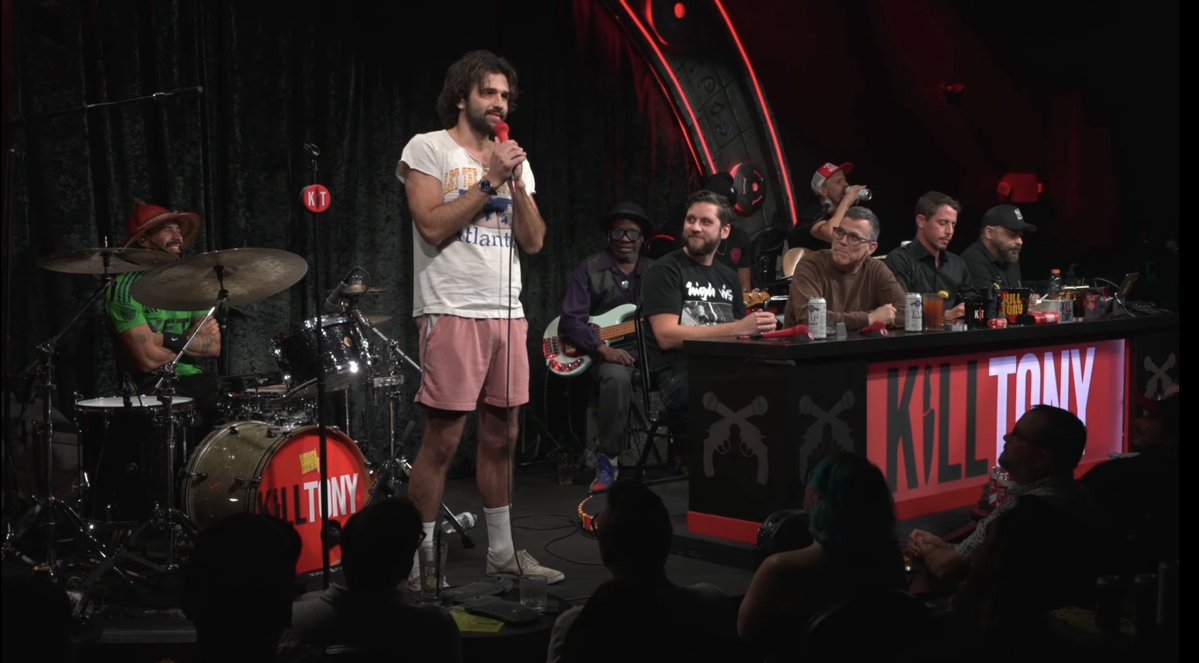 Kill Tony Commenter tweet media