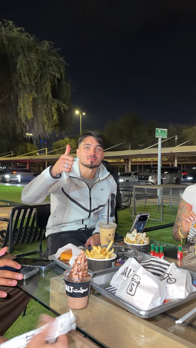 القريب يقرب 💜