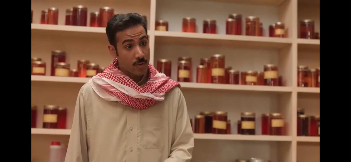 1lovelygloss's tweet photo. وتبون متعب ما يصير شرير قلتولي؟
وهو يشوف كل أهله نسوا اللي سواه هالأرهاىِي من بعد ما حشروه بخط مو خطه https://t.co/ibZo4gWHEk
